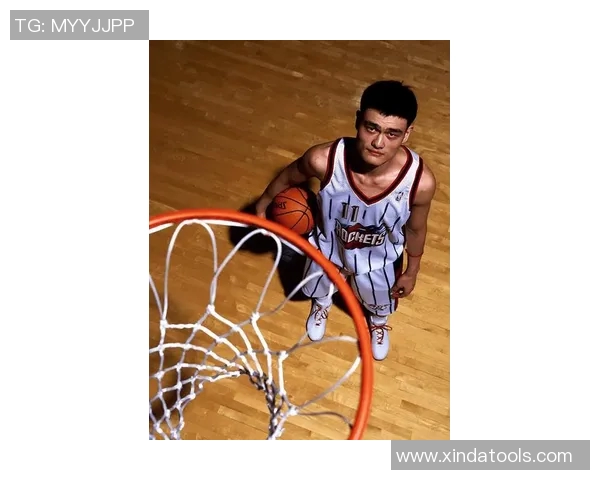 姚明如何在NBA逆转命运成就传奇篮球生涯的故事