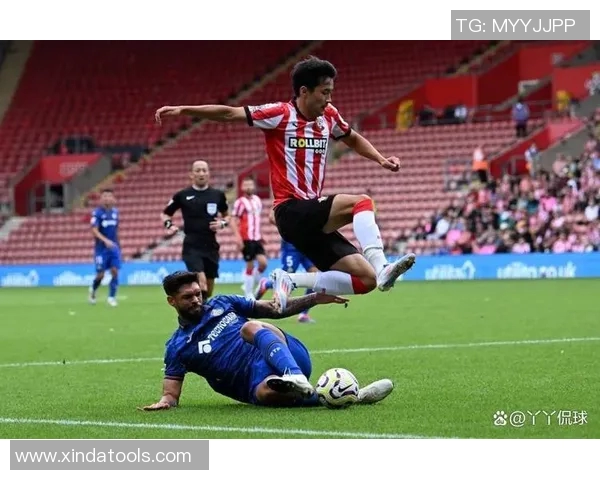 毕尔巴鄂竞技主帅因战绩不佳被解雇：风雨中的足球巨舰何去何从？